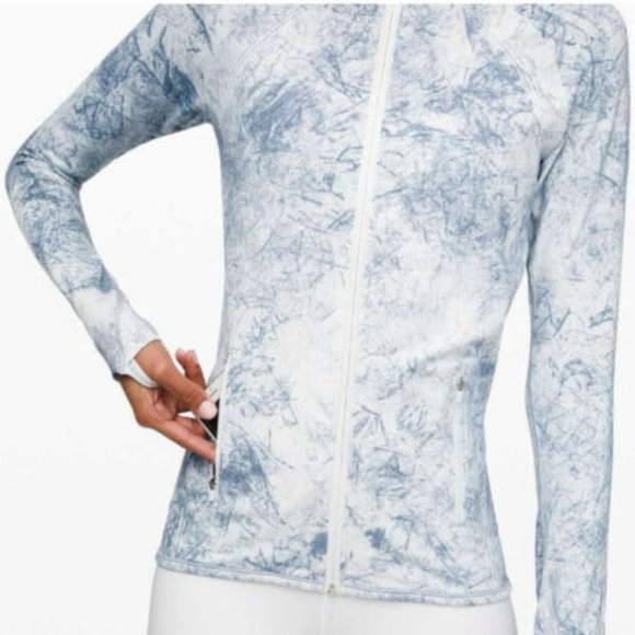 Lululemon Ebb to Train Jacket - Size 8 NWT - Wash color (Dye Blue) - Picture 3 of 3